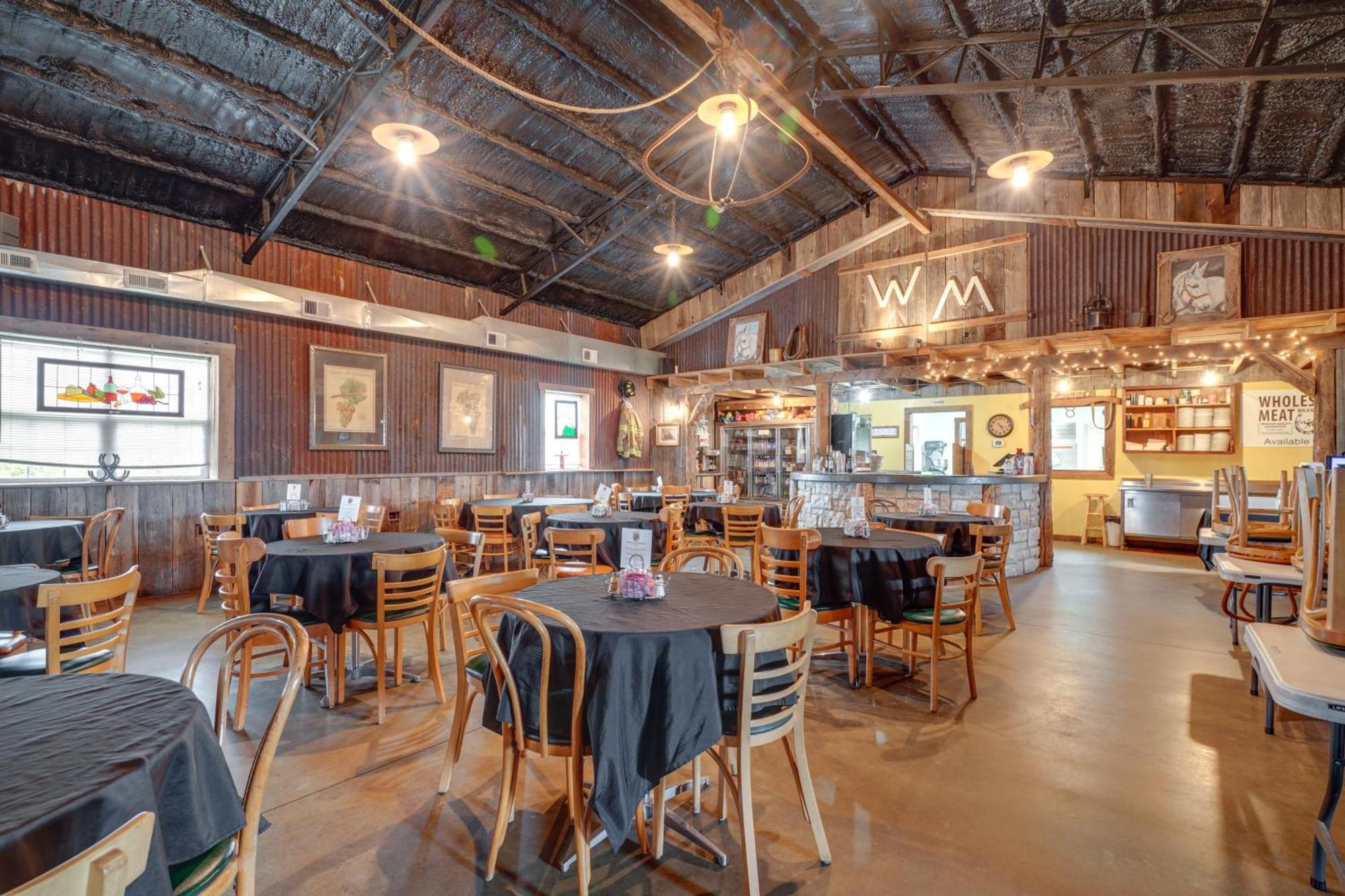 Spacious Owensville Getaway With Winery On-Site! Exterior photo