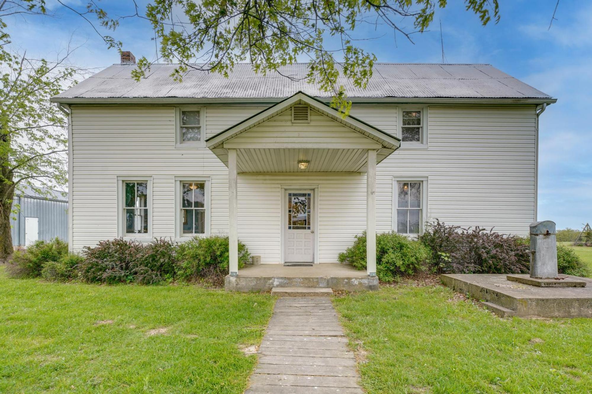 Spacious Owensville Getaway With Winery On-Site! Exterior photo